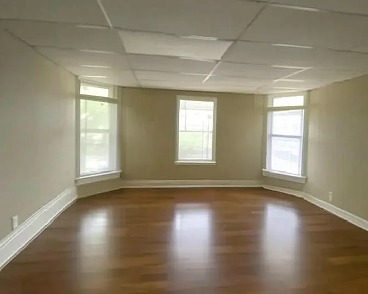 347 Richmond Ave #2 — Photo 1