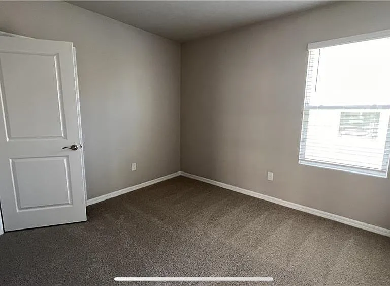 18509 Cronin Sand Ln — Photo 3
