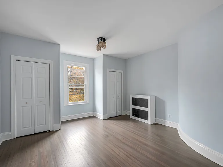 684 Closter Dock Rd — Photo 25