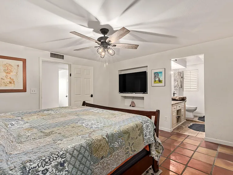 3730 E Kings Ave — Photo 15