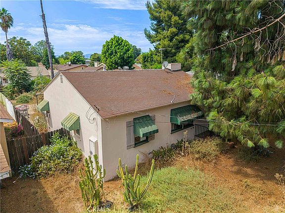 4th image of 7509 Jamieson Ave