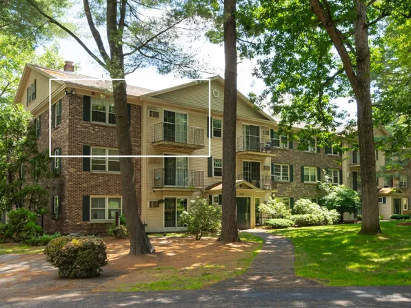 5 Autumn Leaf Drive #24, Nashua, NH 03060