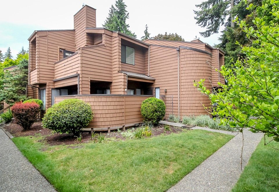 1st image of 11504 NE 128th St