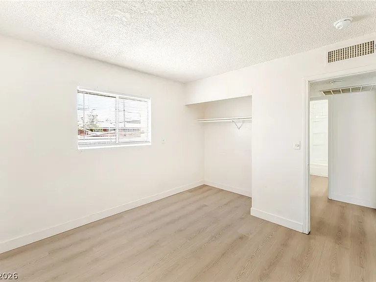 5309 W Cheyenne Ave #2 — Photo 16