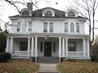 527 Oak St APT 7, Syracuse, NY 13203