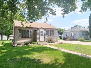 612 N Dakota St, Aberdeen, SD 57401