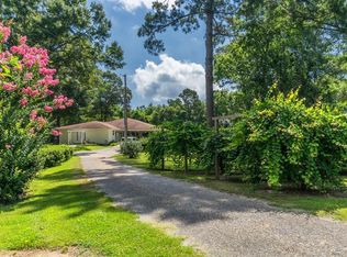 34 Todd Ln, Lumberton, MS 39455