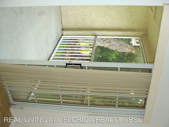 3rd image of 1604 SE Green Acres Cir APT T204