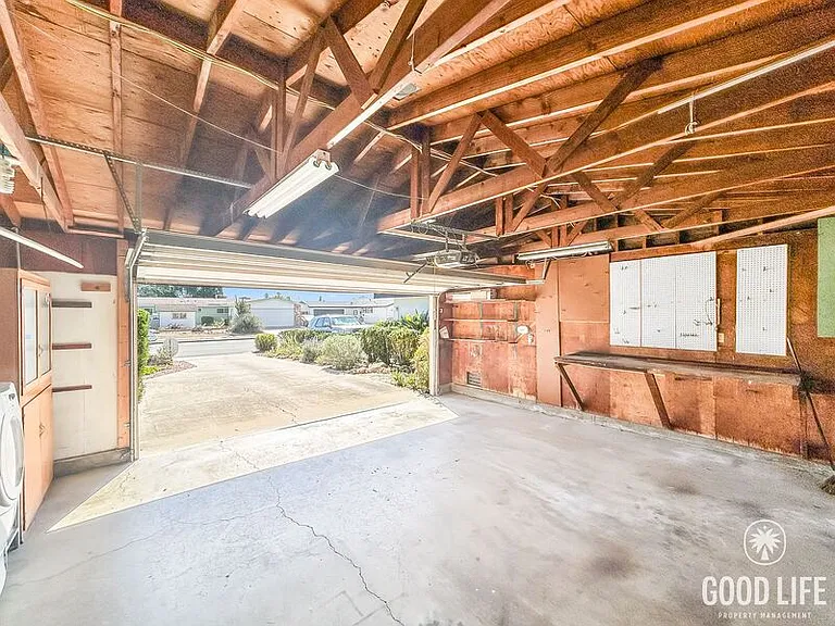4164 Mount Herbert Ave — Photo 20