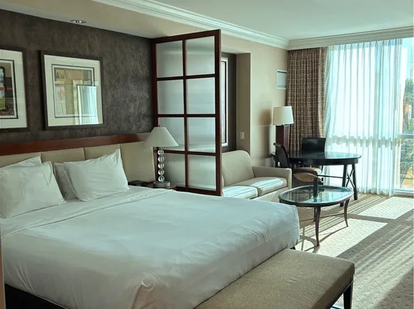 125 E Harmon Ave #2418, Las Vegas, NV 89109