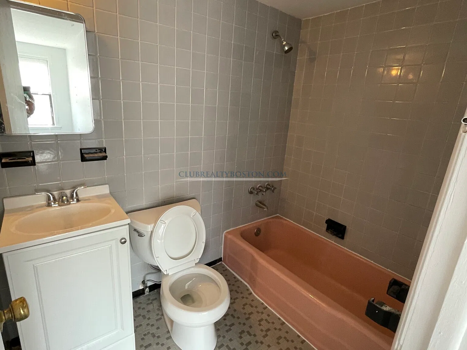 1 bed, 1.0 bath, $1,850 — Photo 4