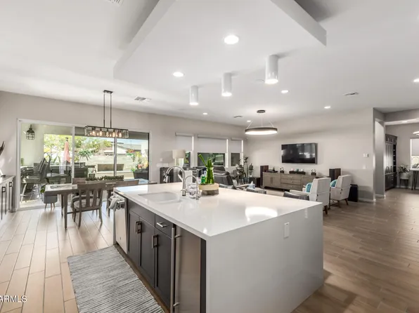 9440 S 10TH Way, Phoenix, AZ 85042