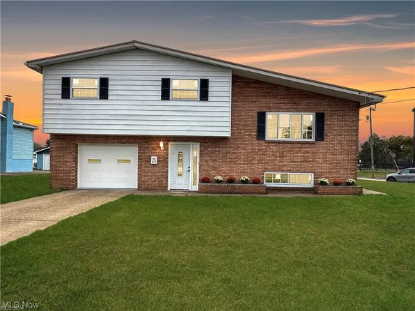 217 Murphy Ave, Weirton, WV 26062