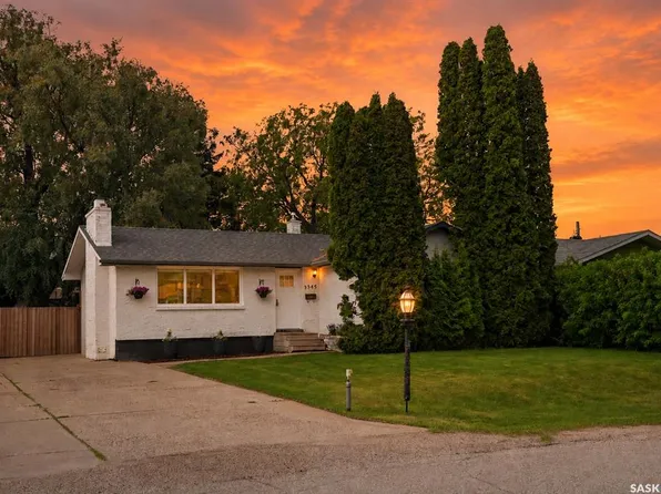 3345 Mountbatten STREET, Saskatoon, SK S7M 3T8