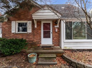24131 Princeton St, Dearborn, MI 48124