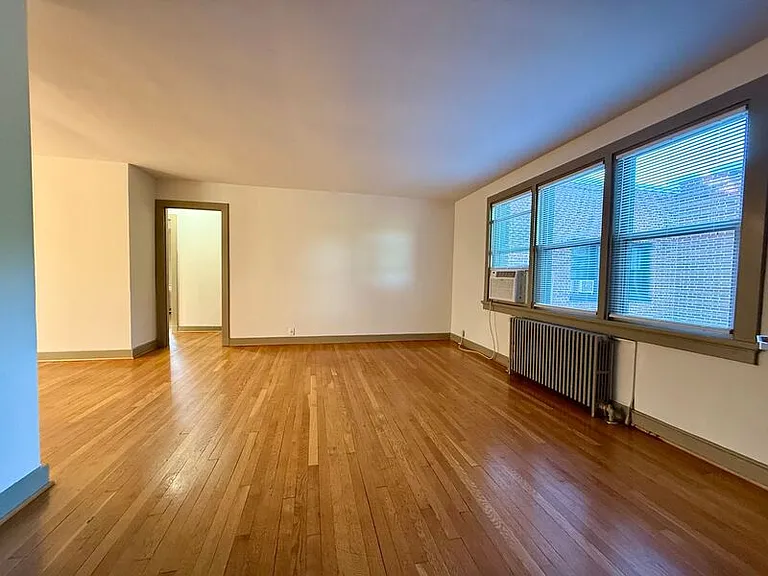 1400 Kenmore Ave #D4 — Photo 3