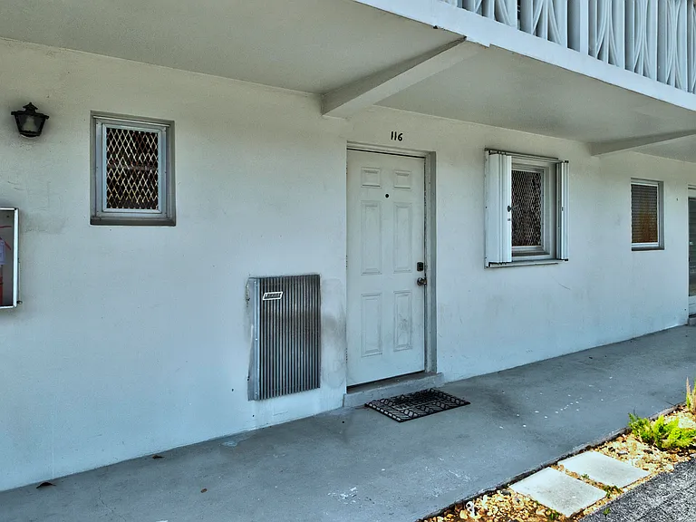899 SE 2nd Ave #116 — Photo 25