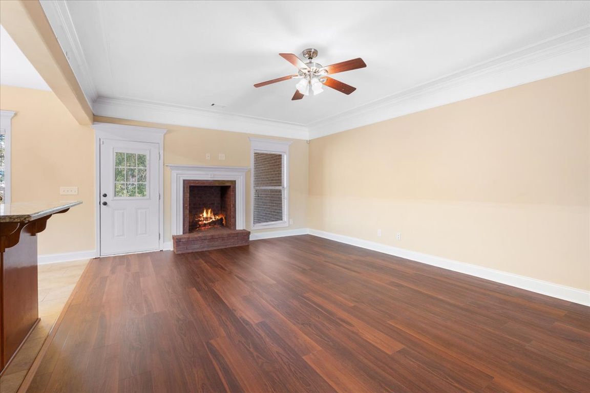 next background image