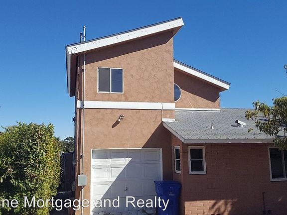 2nd image of 4912 Auburn Dr