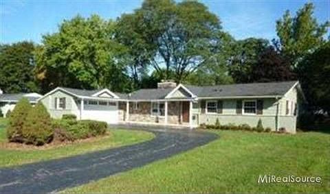 1st image of 3220 Berkshire Dr