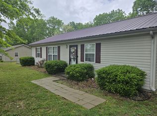 300 Hardin Ave, Dickson, TN 37055
