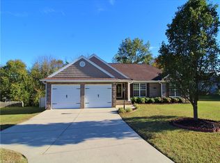 3507 Longview Dr, Archdale, NC 27263