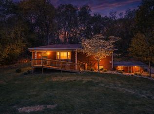 1878 Broadway Dr, Bean Station, TN 37708