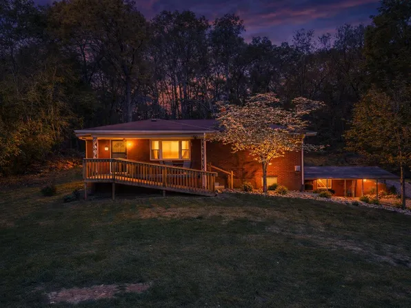1878 Broadway Dr, Bean Station, TN 37708