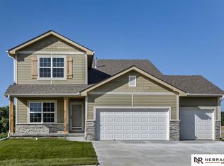 11961 S 113th Ave, Papillion, NE 68133