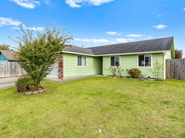 1779 Oakdale Dr, McKinleyville, CA 95519