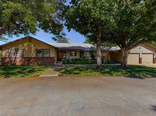 19745 Midland Dr, Redding, CA 96003