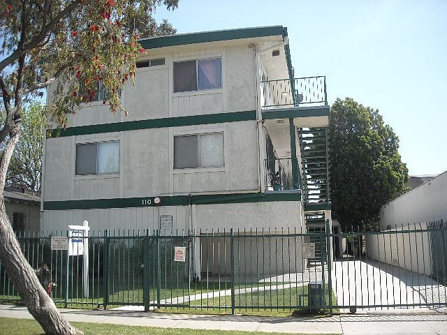 1st image of 110 E Spruce Ave APT 4
