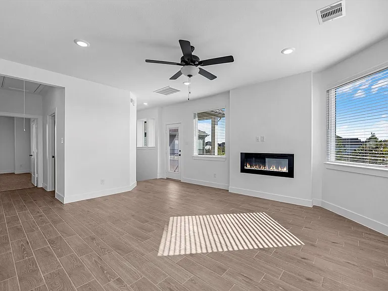 15106 Post Oak Falls Ln — Photo 19