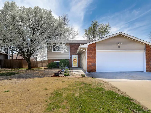 19 Shenandoah Dr, Goddard, KS 67052