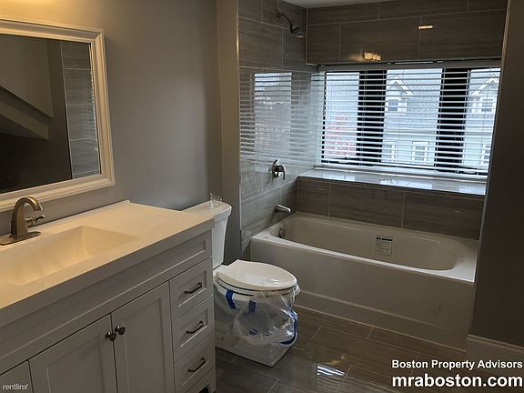 27 Dudley St. #4 Boston - Fort Hill Shared Unit Photo 4