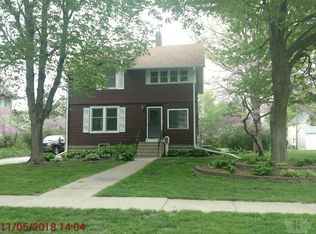 1310 Elm St, Grinnell, IA 50112
