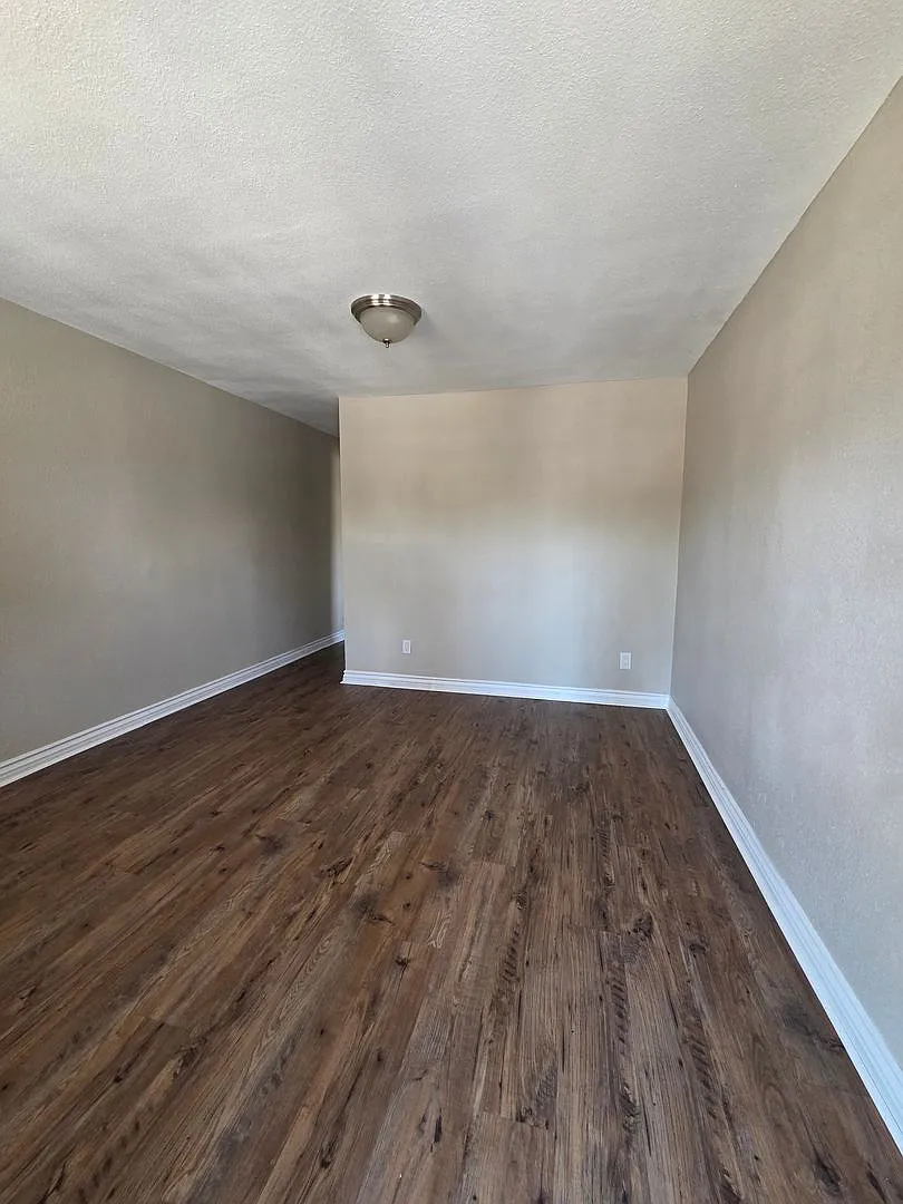 Lovely 2-Bedroom Duplex for Rent San Bernardino, CA — Photo 3