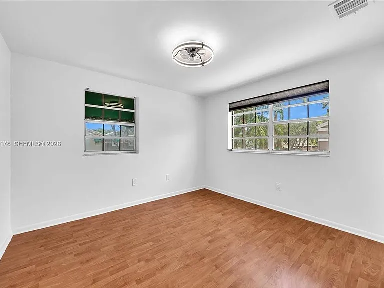 12370 SW 52nd St — Photo 24