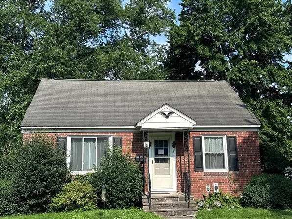 313 Russell Ave, Liverpool, NY 13088