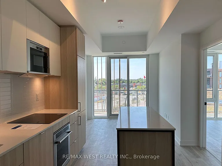 220 Missinnihe Way #424 — Photo 1