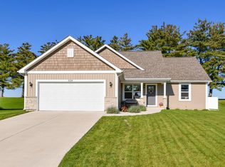 529 Arbor Ridge DRIVE, Delavan, WI 53115