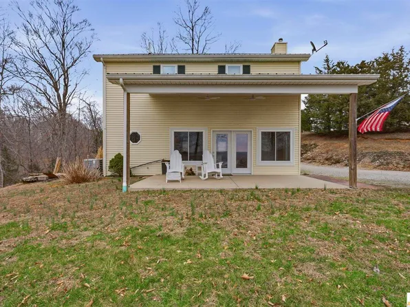 513 Dogwood Ln, Burkesville, KY 42717