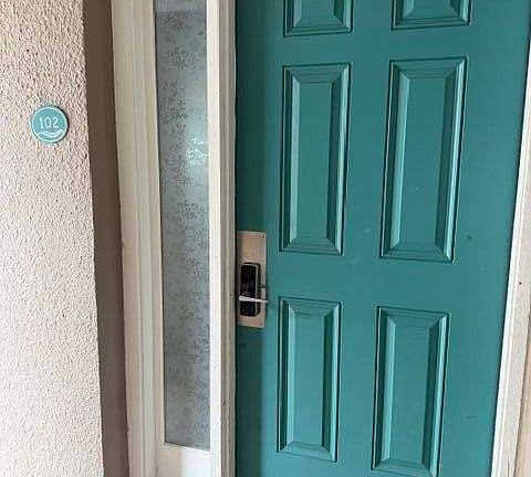 4th image of 770 Sundial Ct Unit 102