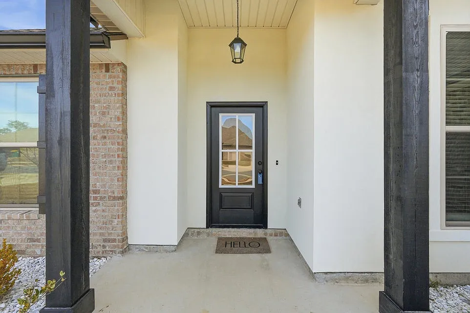 4631 Jayhawk Road — Photo 2