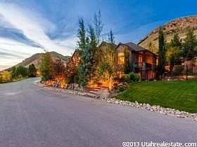 2nd image of 1076 N Twickenham Dr