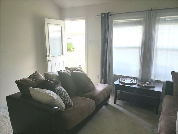 3rd image of 21506 Skyla Cir