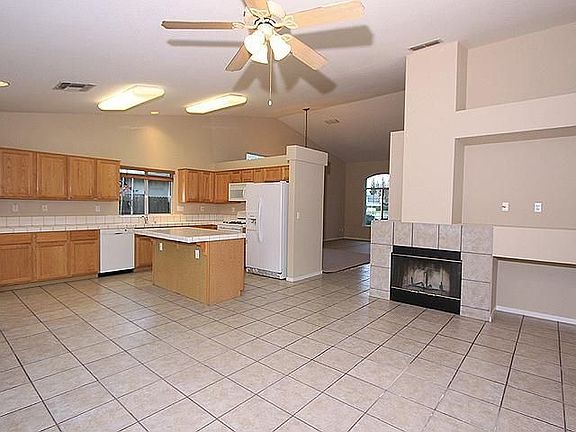 3rd image of 8368 Pelligrini Ct