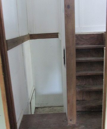 5th image of 642 Beverly Dr