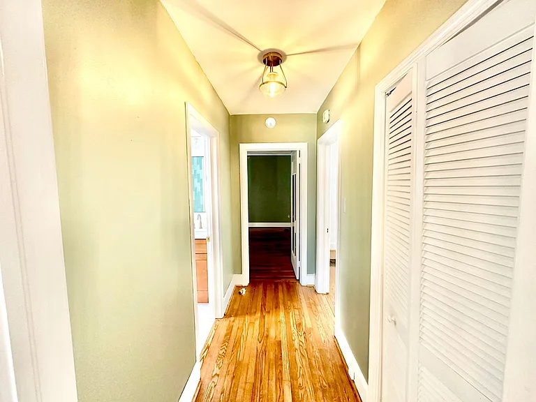 441 Jackson St — Photo 23