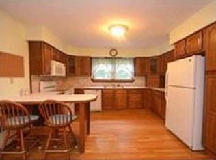 27 Jackson St, Ayer, MA 01432